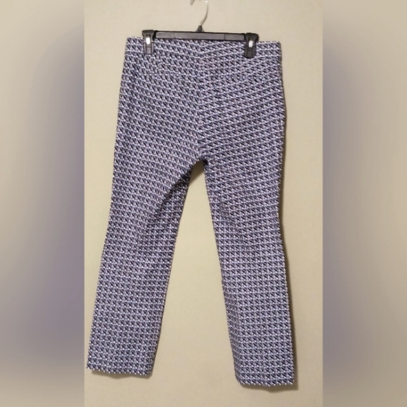 J Crew Womens Sz 6 Blue Black White Wave Abstract Design Capri Pants Style A2108 - Picture 2 of 9